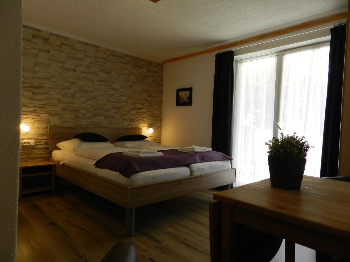 Pension Und Appartements Hartkaiser Элльмау Экстерьер фото