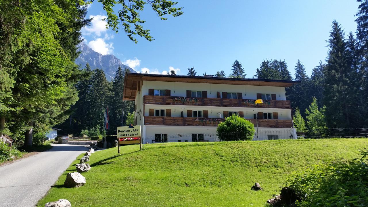 Pension Und Appartements Hartkaiser Элльмау Экстерьер фото